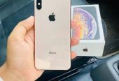 iPhone Xs Max Gold 256GB PTA Approved WhatsApp 0328. . 808. . 8238