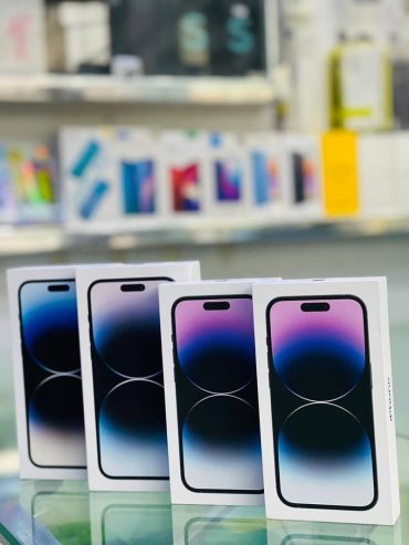 IpHone Stock available Iphone XS Max /Iphone 11/ Iphone 12 / Iphone 13